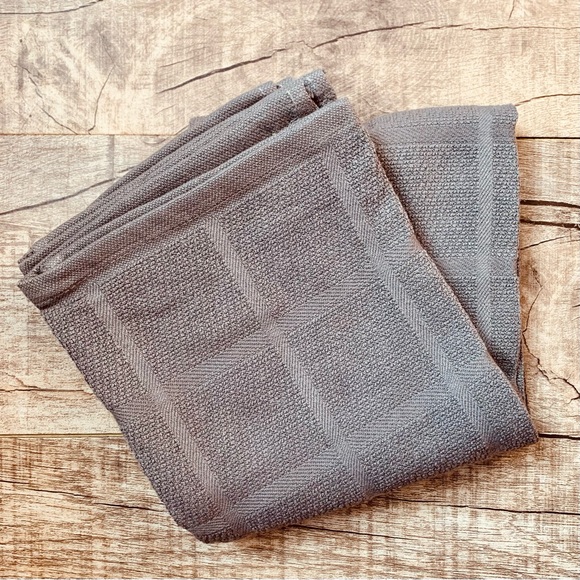 Our Table—Everyday Solid Kitchen Towels (Grey, Set of 2) Bed Bath & Beyond NWT - Picture 2 of 8